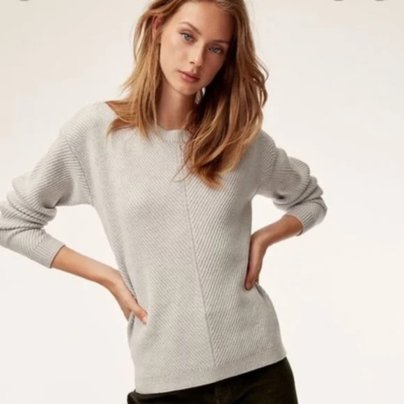 Aritzia 100% Merino Wool Wilfred Free "Isabelli" Sweater XS - Picture 1 of 13